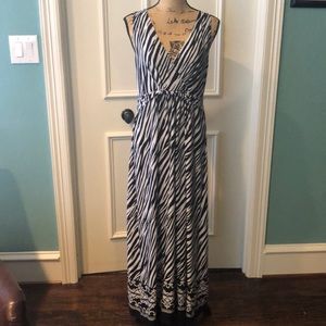 Elementz Maxi Dress -  Black and white